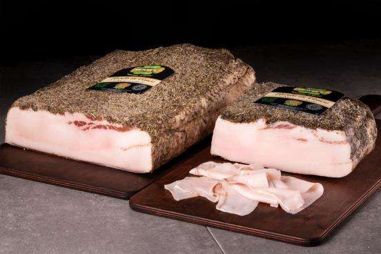 Lardo stagionato in conca